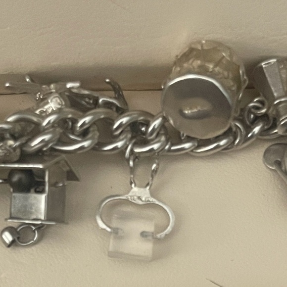 Elegant Silver Charm Bracelet - Picture 6 of 6